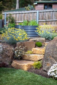 gardenbeds and stone steps
